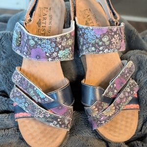 L'artiste Spring Rolzah Navy Hand-painted Leather Platform Wedges Artsy Unique